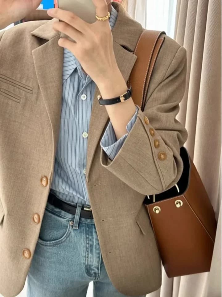 Dámské sako volného střihu elegantní béžové jarní podzimní kancelářský outfit slim fit
