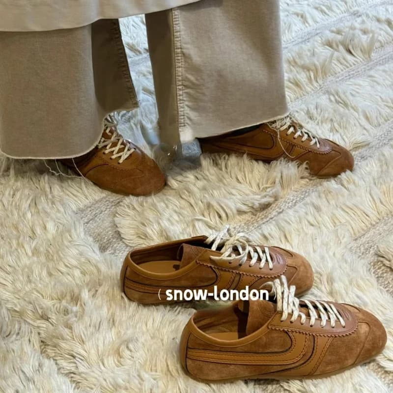 Dámské tréninkové boty z pravé kůže čtyřsezónní 2025 retro styl běžecké boty