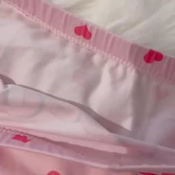 Ano, tati, roztomilé kreslené růžové tištěné dámské spodní prádlo, sexy kalhotky s potiskem, tanga, studentské kalhotky, erotické prádlo - náhled 3
