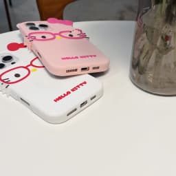 Silikonové pouzdro s 3D kreslenými brýlemi Hello Kitty pro iPhone 11 12 13 Mini 14 15 16 17 Pro X XS Max 7 8 6 6S Plus XR 4 4S 5 5S - náhled 5