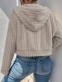 Elegantní dámská bunda s kapucí na zip z umělé kožešiny - 100% polyester, jednobarevný, pohodlný krátký kabát na podzim/zimu - náhled 3