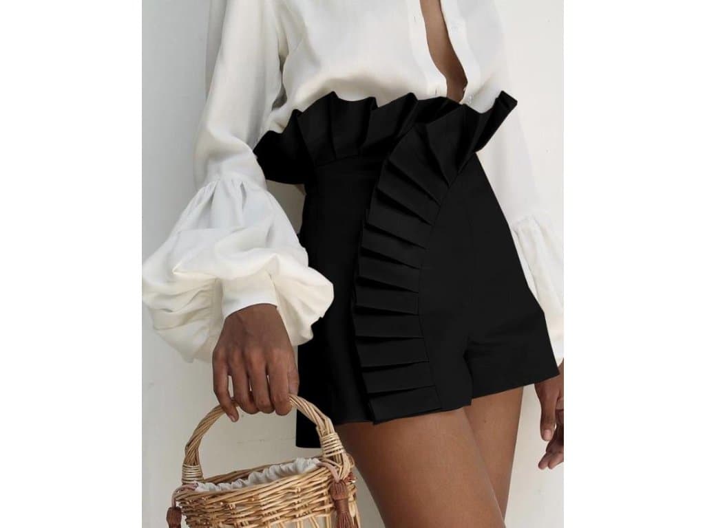 Dámské nařasené šortky černé