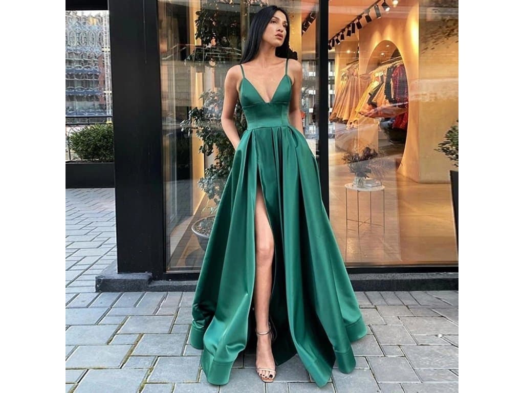 Sexy saténové večerní šaty zelené