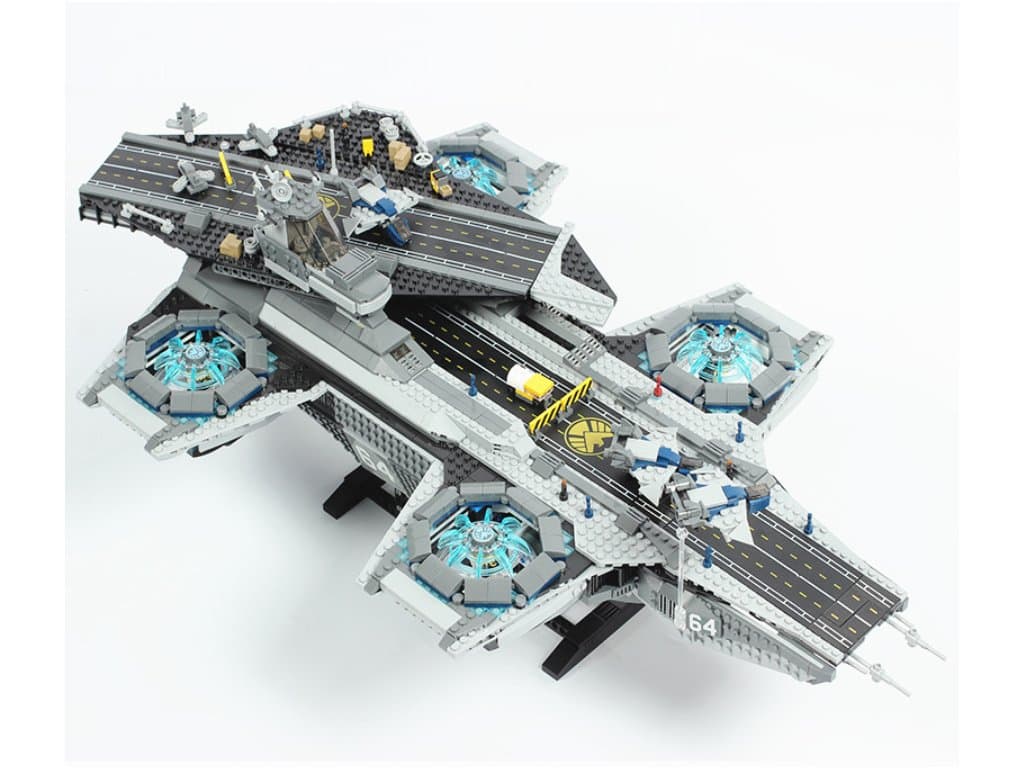 Stavebnice Shield Avengers válečná loď 2996 kusů