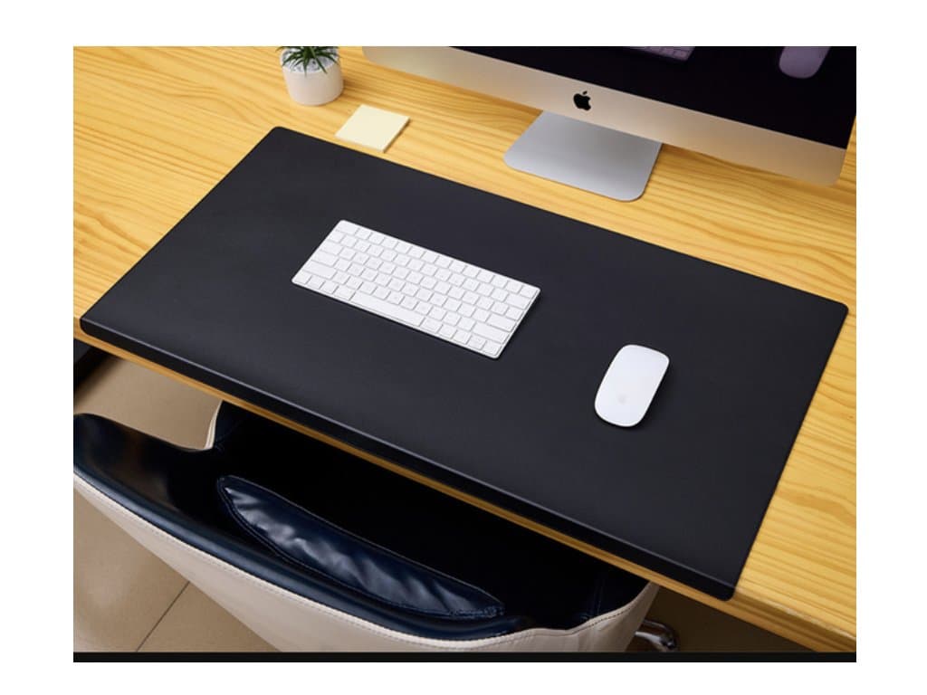 Kožená skládací kancelářská podložka na stůl černá