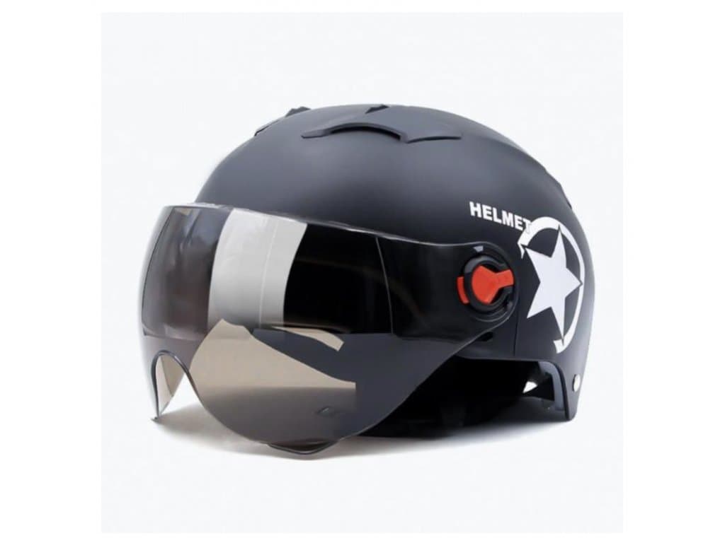 Ultralehká cyklistická přilba Helmet