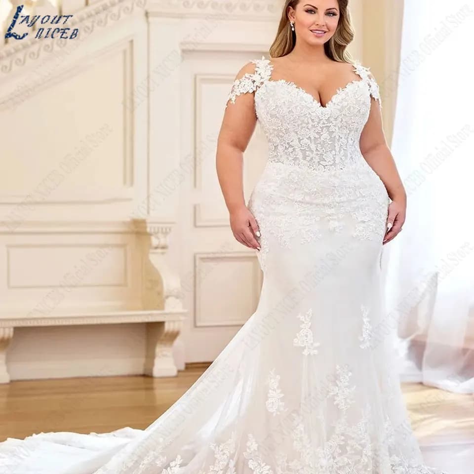 LAYOUT NICEB Mořská panna Plus Size Aplikace Nevěsty Šaty Čepice Bez rukávů Výstřih do V Svatební šaty Odhalené záda Knoflíky Vestidos de fiesta