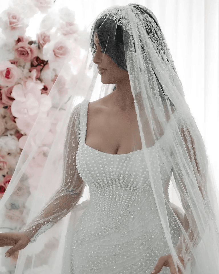 Svatební šaty Flavinke Mermaid 2025, krajkové saténové perly, bez rukávů, odnímatelná vlečka, Robe De Mariée, plus size