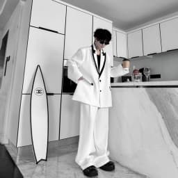 Pánský černobílý dvoudílný oblek - ležérní streetwear sako, bunda, kalhoty, retro styl - náhled 7