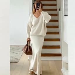 Dámská saténová dlouhá sukně s vysokým pasem, elegantní letní áčková maxi sukně, černá, bílá, zelená, khaki - náhled 4