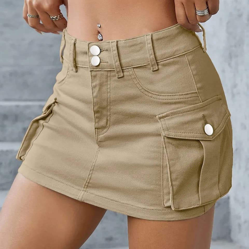 Dámská džínová minisukně s nízkým pasem - Slim Fit, zavinovací střih s kapsami, jednobarevná, sepraná modrá