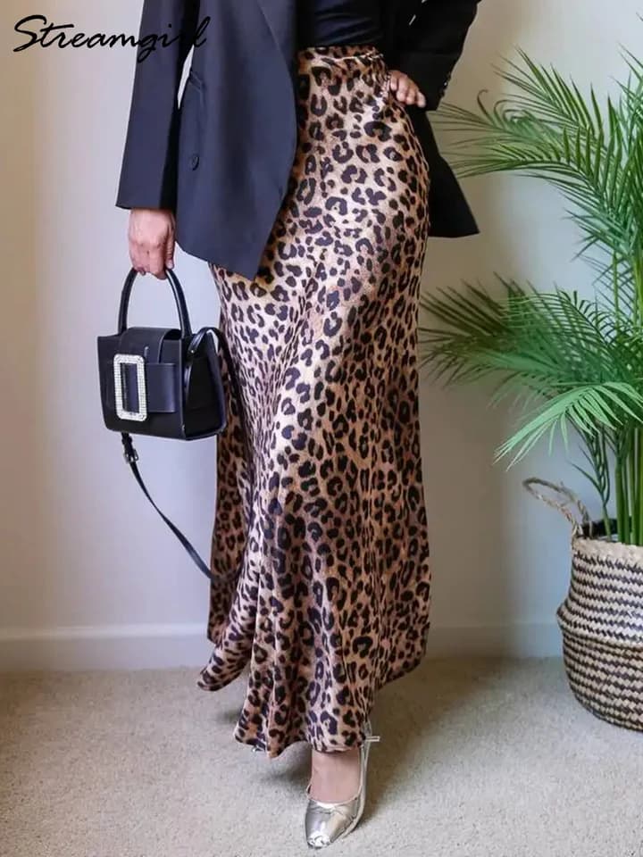 Dámská hnědá saténová maxi sukně s leopardím potiskem a vysokým pasem, áčkovým vzorem, kancelářské párty, dlouhá sukně