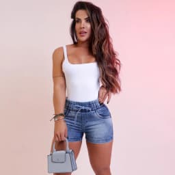 Dámské džínové kraťasy s středním pasem - Slim Fit letní kraťasy se stahovací šňůrkou a kapsami - náhled 4
