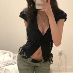 Dámské gotické crop topy Y2K s černým obvazem a korzetem v grunge vintage stylu, knoflíky na knoflíky - náhled 3