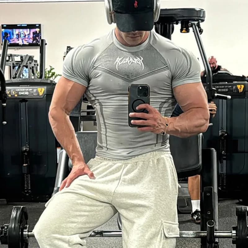 Pánské fitness tričko s krátkým rukávem elastické sportovní tréninkové oblečení