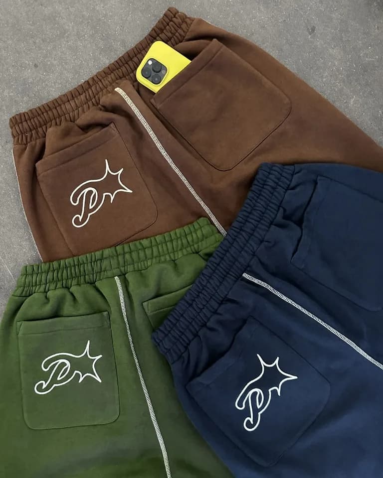 Unisex tepláky s výšivkou - volné sportovní kalhoty ve streetwear stylu pro muže i ženy