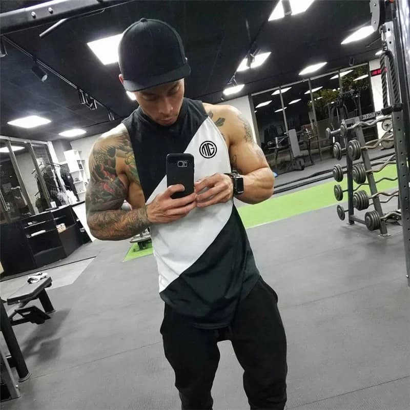 Pánské fitness tílko na posilování - gym tank top pro kulturistiku a trénink