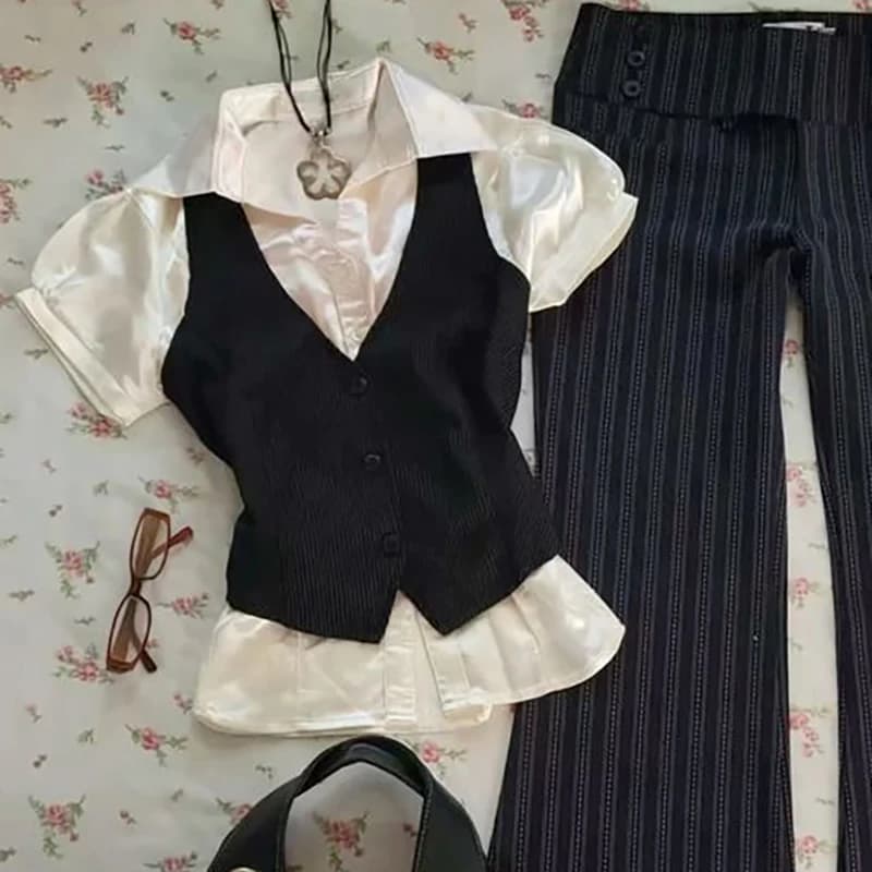 Dámské letní tričko s límečkem Y2K streetwear černobílé punk gothic hip hop styl