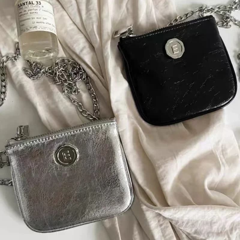 Dámská mini crossbody kabelka PU kůže černá stříbrný zip na karty a kosmetiku