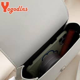 Dámská crossbody kabelka z PU kůže - elegantní sedlová taška přes rameno s klopou - náhled 6