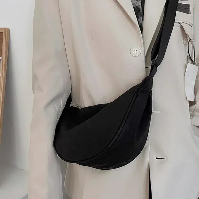 Dámská crossbody kabelka velká kapacita cestovní ledvinka pouzdro přes rameno černá