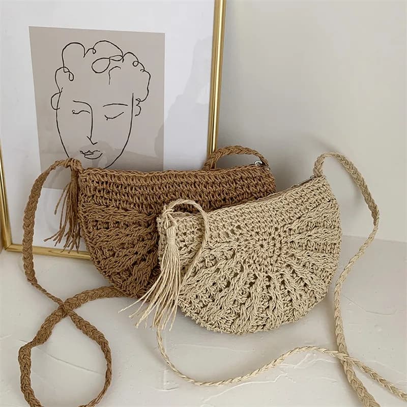 Dámská slaměná kabelka půlkruhová crossbody plážová taška boho styl ručně pletená