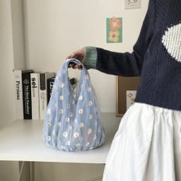 Dámská crossbody kabelka mini ramínková taška na telefon pro ženy střední věk - náhled 3