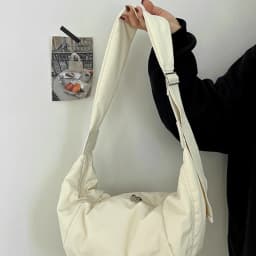 Dámská kabelka přes rameno měsíc luxusní elegantní příruční taška baseball styl černá - náhled 3