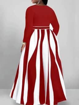Dámské plus size pruhované šaty s výstřihem do V elegantní společenské modro-béžové - náhled 5