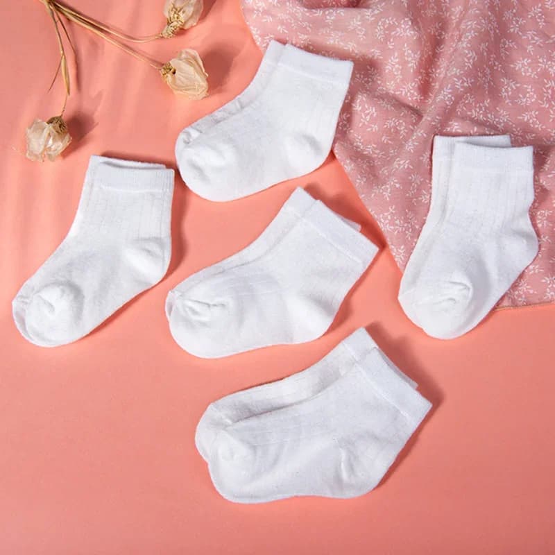 Sada dětských ponožek 5 párů | Bílé unisex kojenecké a dětské ponožky | Měkké pohodlné 0-12 měsíců