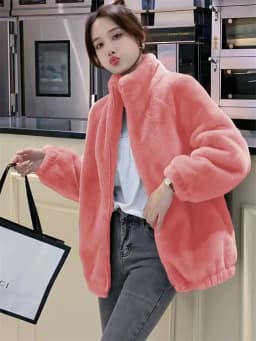 Dámská zimní bunda s kožíškem - elegantní prošívaný kardigan s límcem na zip - náhled 5