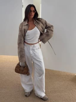 Dámská semišová bomber bunda podzimní volný střih na zip stylový kabát v hnědé barvě - náhled 3