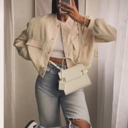 Dámská jarní bomber bunda v moderním střihu - lehká casual mikina se zapínáním na knoflíky - náhled 7