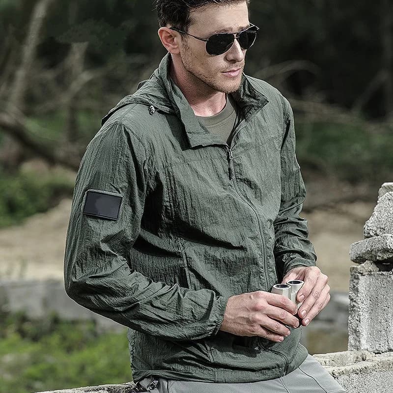 Pánská letní outdoorová bunda voděodolná prodyšná s kapucí ultralehká turistická