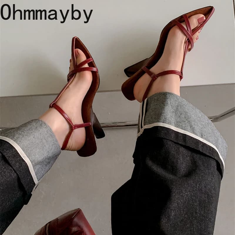 Dámské letní lodičky na úzkém podpatku špičatý nos módní společenské sandály béžové