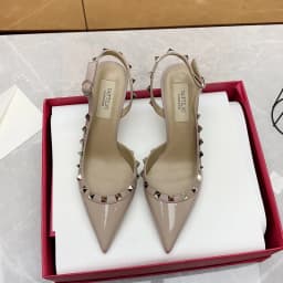 Dámské luxusní sandály na podpatku s kovovými nýty - elegantní letní obuv na párty - náhled 3