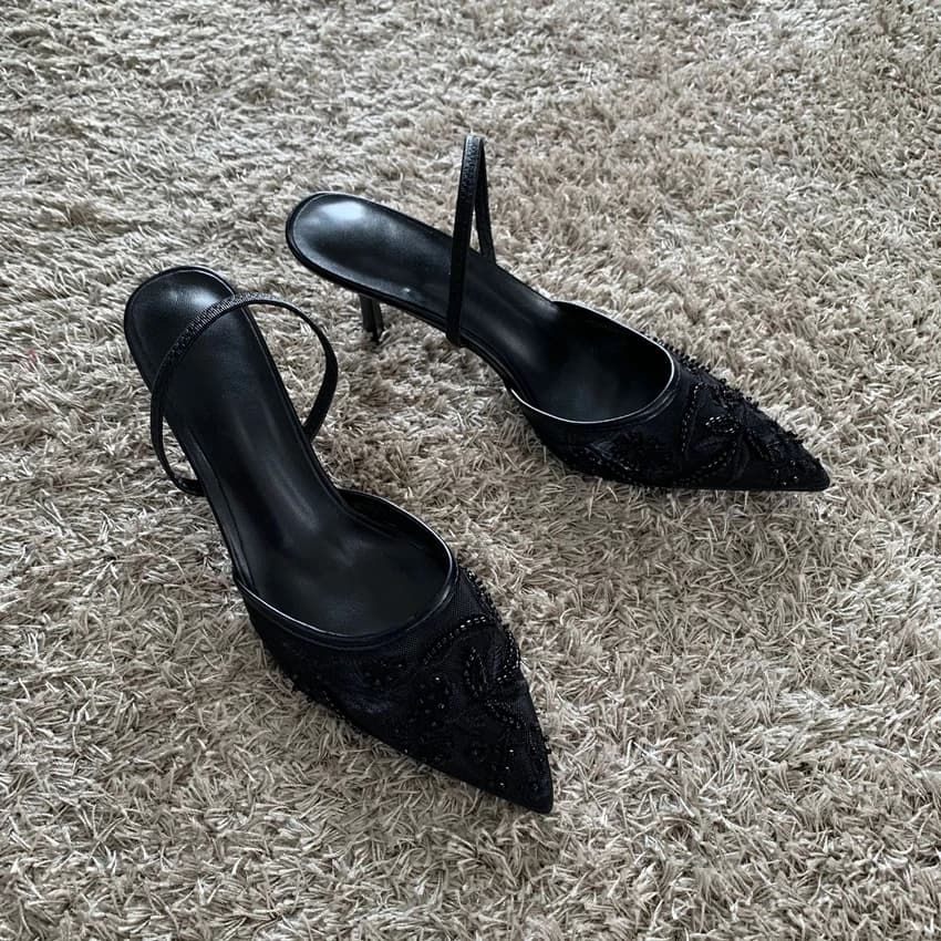 Dámské vysoké podpatky se špičatým nosem a síťovanou výšivkou slingback na svatbu a večírek