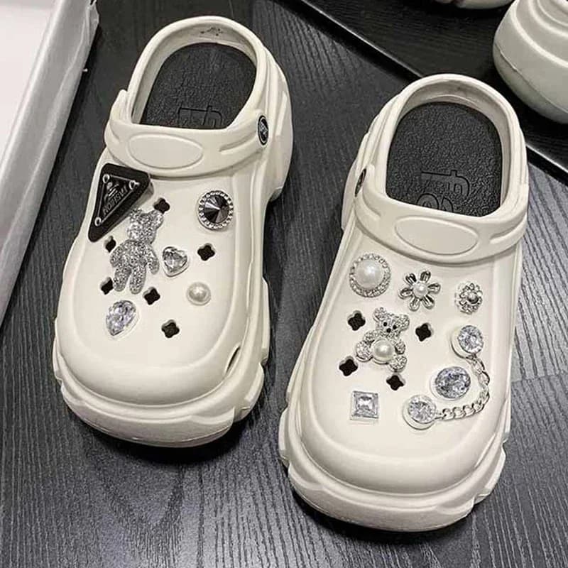 Ženské plážové sandály s 7 cm platformou perly diamanty dekor medvídka