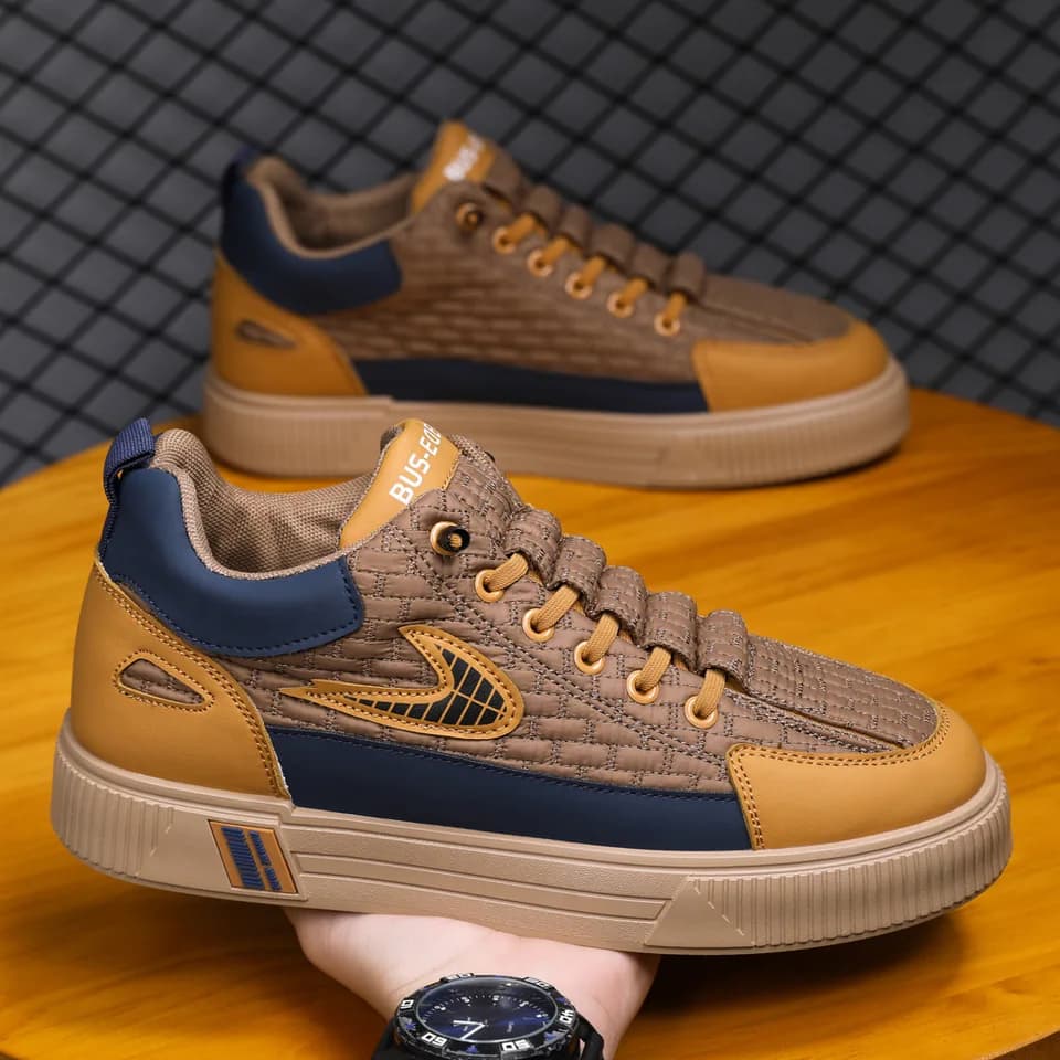 Fashion Men's Sneakers New Designer Sport Casual Men Shoes Platform Comfortable Men Sport Shoes Sneakers Flat Zapatos De Hombre
