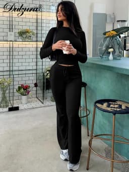 Dámský dvoudílný set crop topu s dlouhým rukávem a flare kalhotami s šňůrkou podzim streetwear - náhled 6