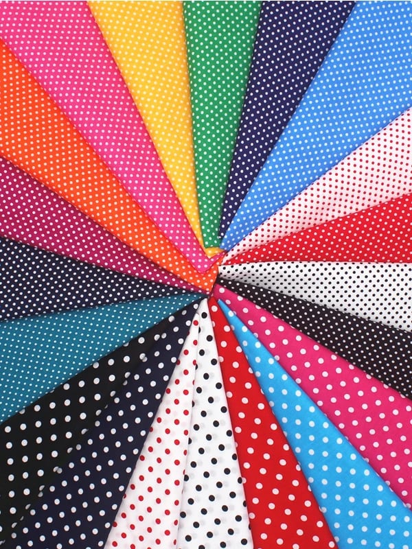 Čistá bavlněná puntíkovaná látka 140x50cm - popelín s malým tečkovaným potiskem na šití košil a bytových dekorací