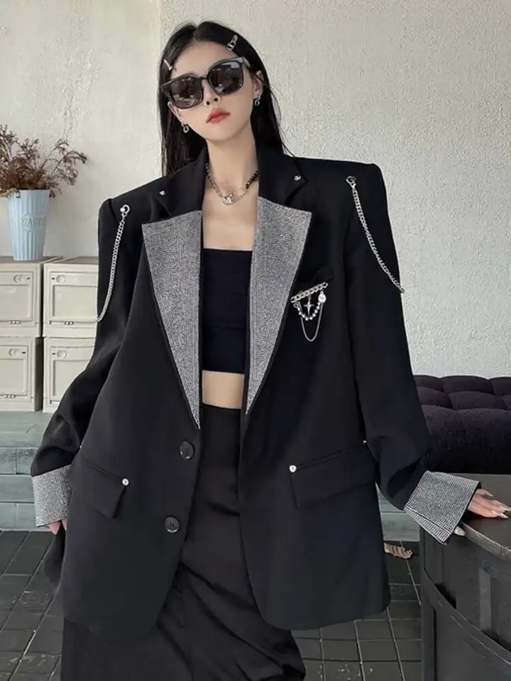 Dámský elegantní blazer s kovovým řetězcem a třpytivými kamínky – módní jarní/podzimní bunda ve volném střihu