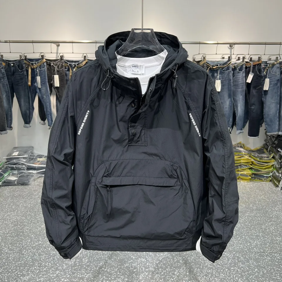 Pánská módní bunda s kapucí a kapsami - sportovní slim fit styl streetwear