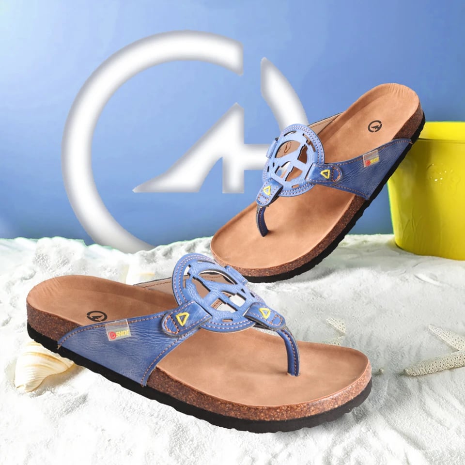 Letní dámské kožené pantofle s perforací a tlustou podrážkou v vzoru rybí kost