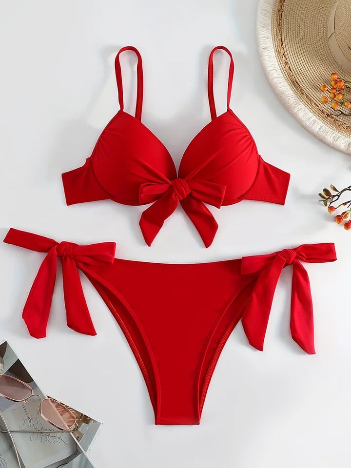 Dámské plavky s push-up kosticemi a dvoudílným topem, uzlovým výstřihem a plavky