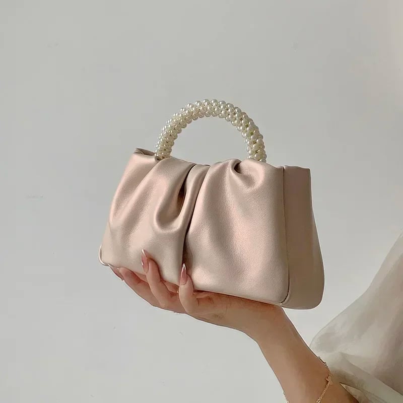 Dámská večerní kabelka s perlovou rukojetí - elegantní clutch taška přes rameno