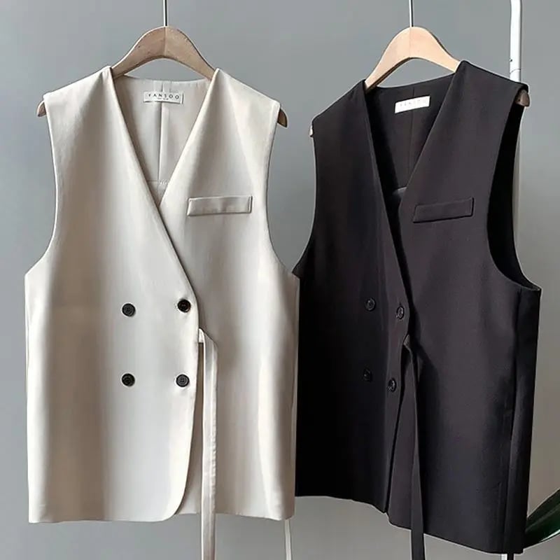 Dámská volnočasová vesta s véčkovým výstřihem - elegantní jarní / podzimní bunda bez rukávů